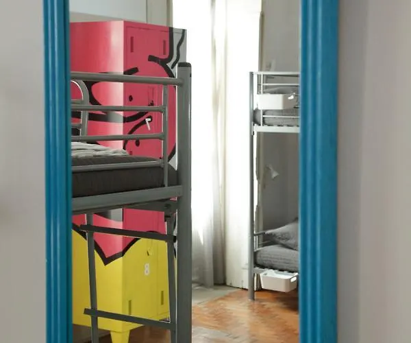 Hotel barato: Blue Coast Alojamento